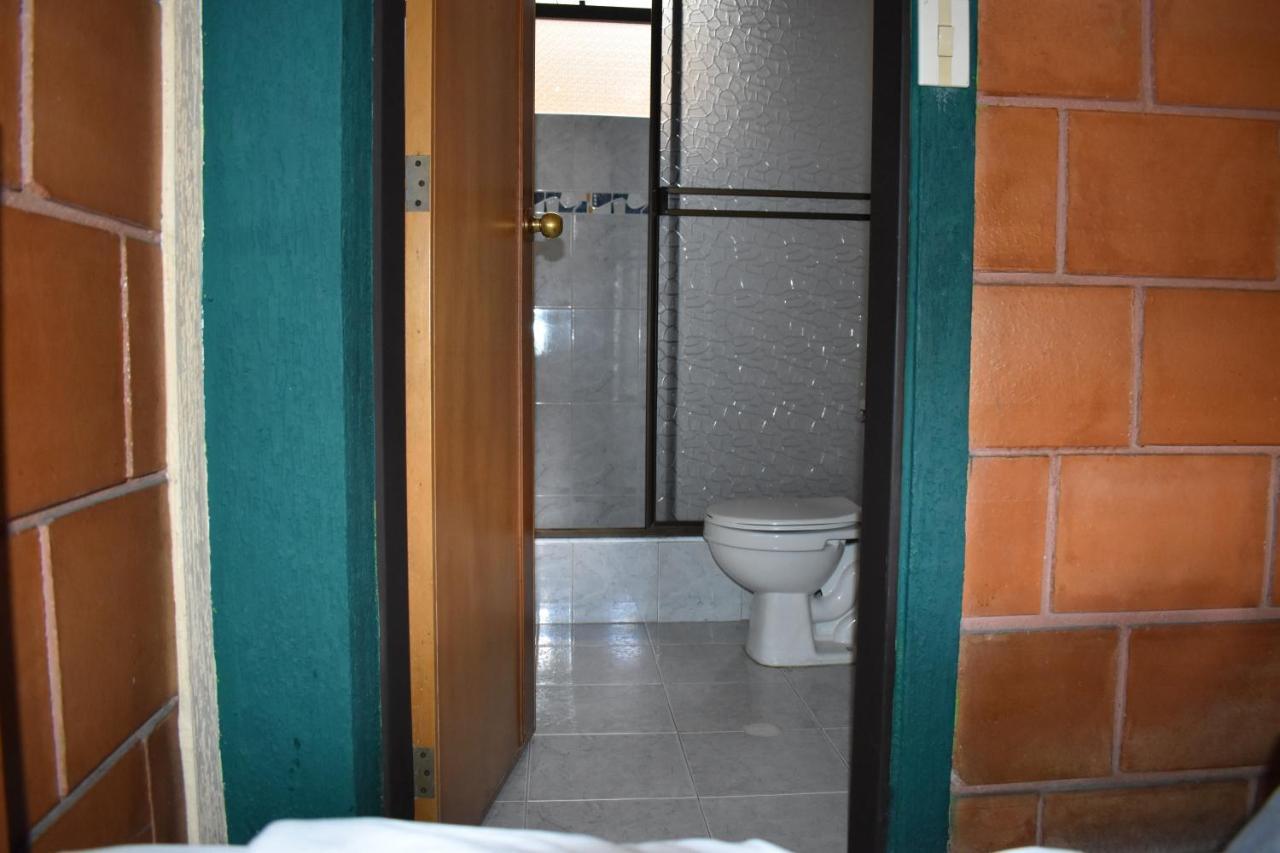Hotel Ciudad Dulce Моникира Экстерьер фото